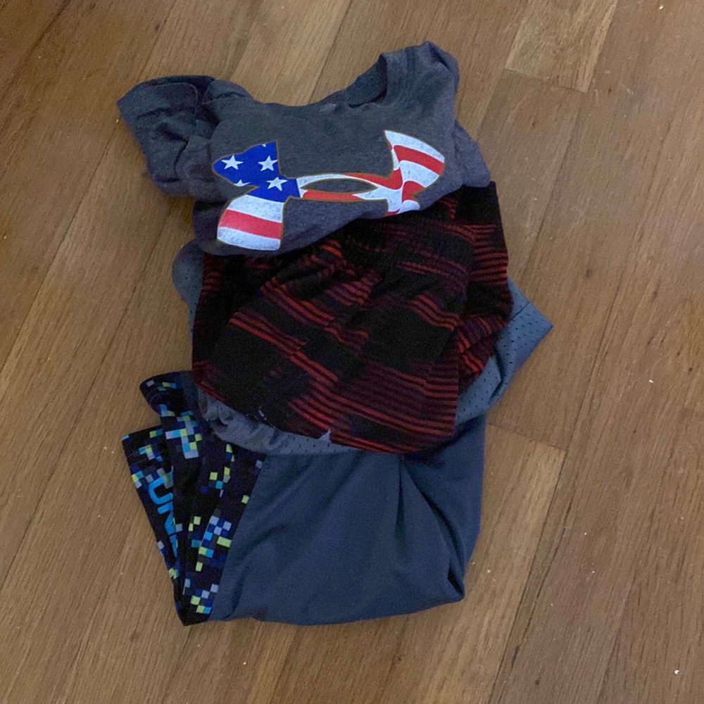 Boys lot under Armour